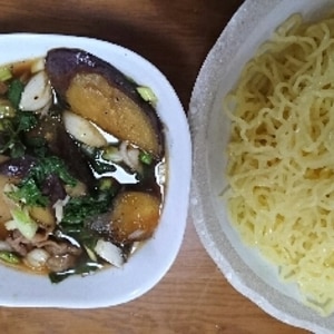 茄子と牛肉・麺つゆで♪つけ麺で食べるうまうま素麺